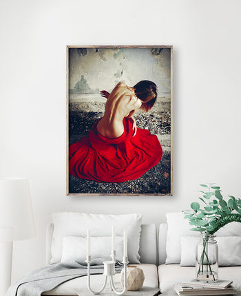 Poster - Lady in red