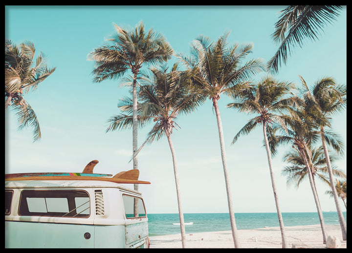 Poster - Vintage car on the beach