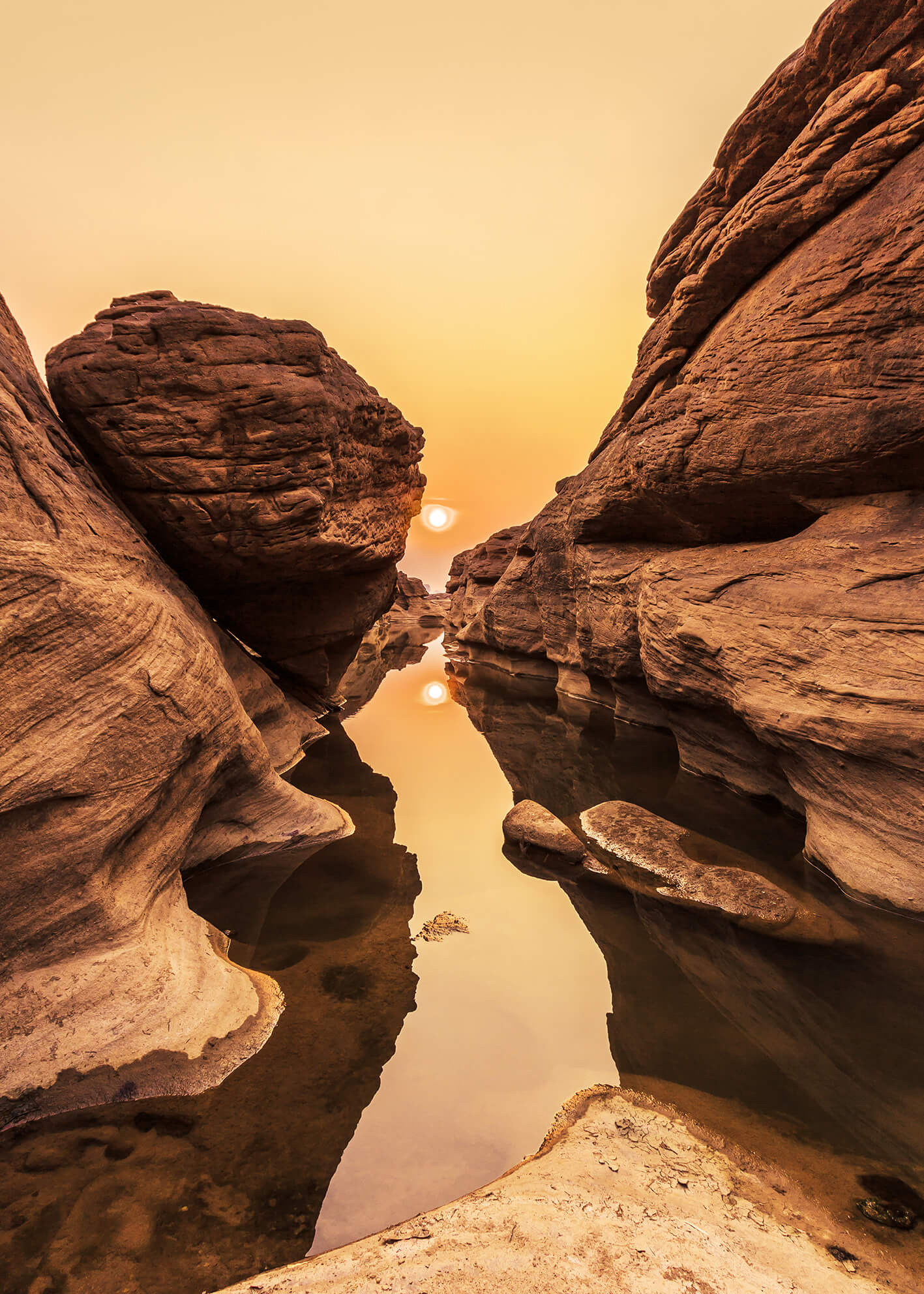 Ljuddämpande tavla - Sunrise and Rocks