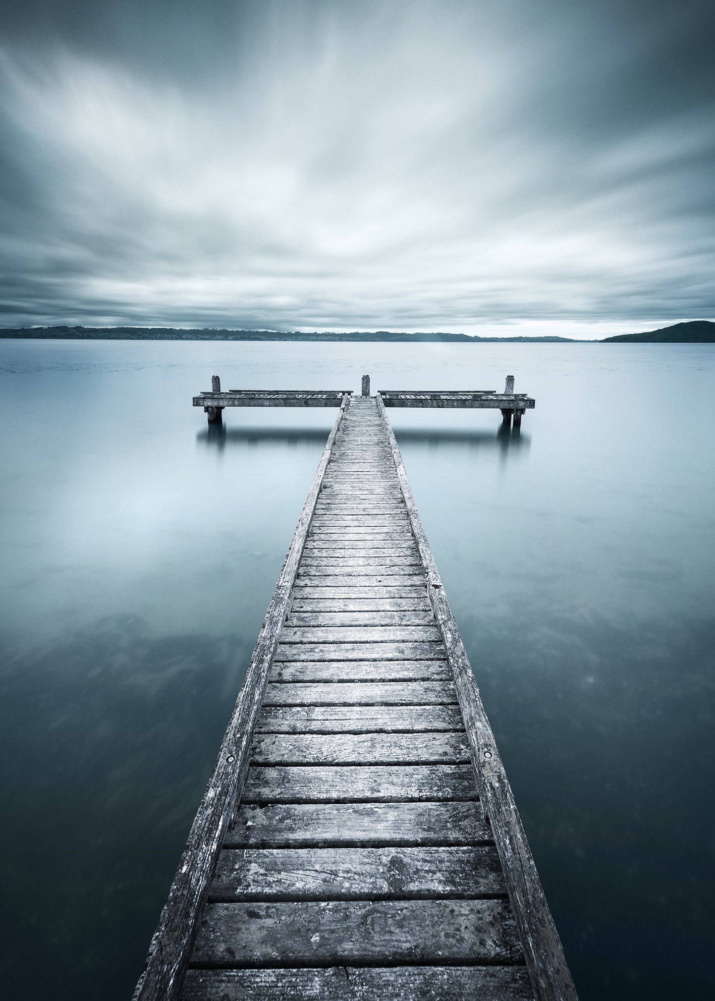 Canvastavla - Jetty and Lake