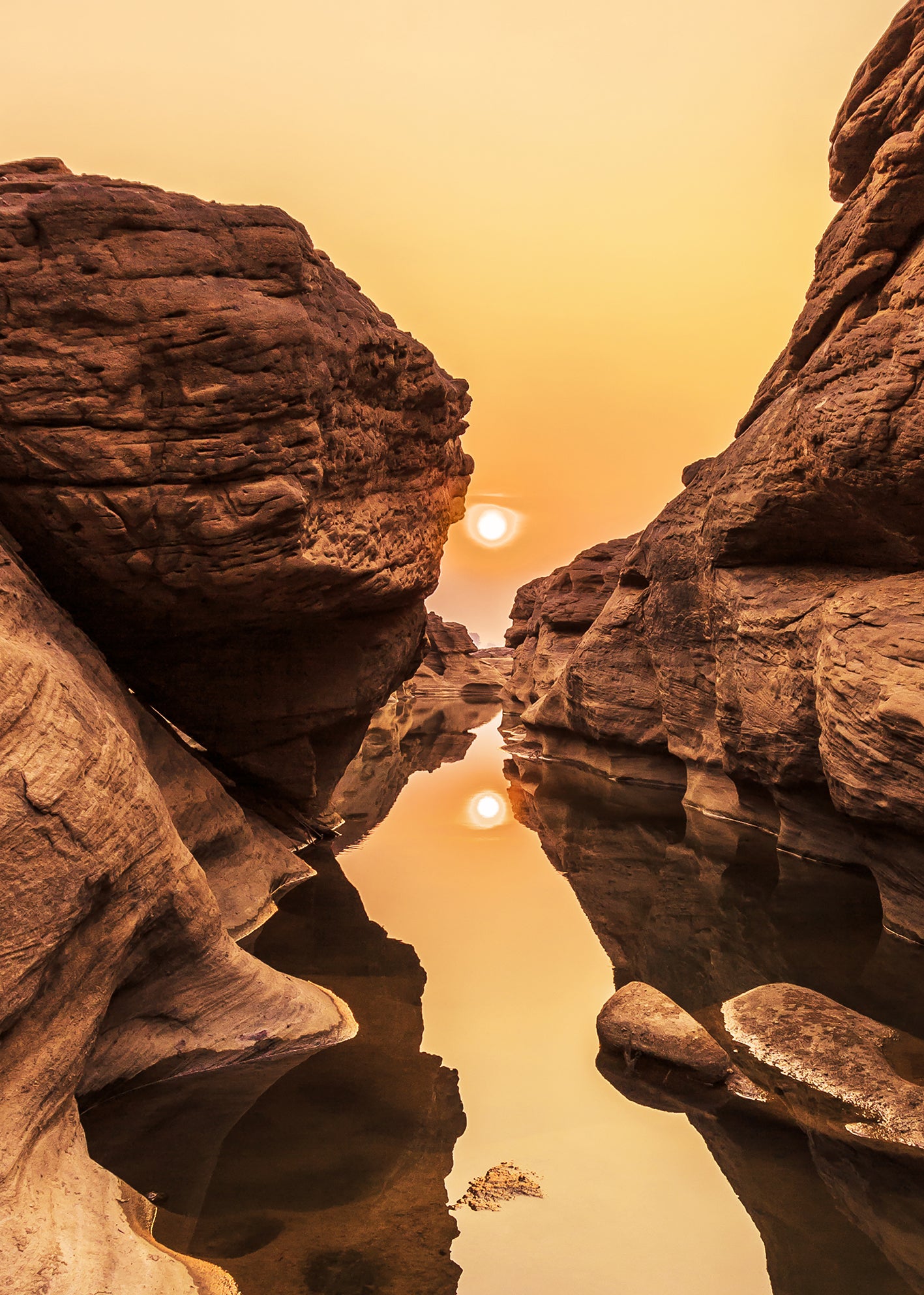 Ljuddämpande tavla - Sunrise and Rocks