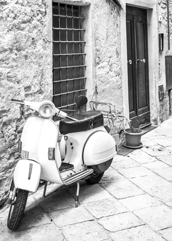 Canvastavla - White Vespa