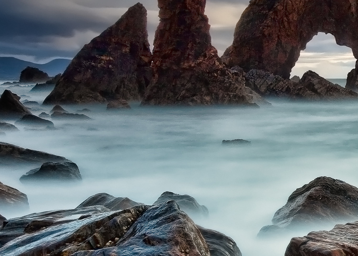 Canvastavla - Cliffs and sea